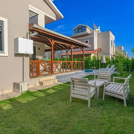 Near By The Land Of Legends , Paradise Villa *