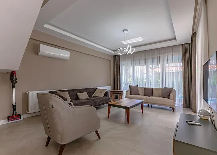 Villa Near By The Land Of Legends , Paradise